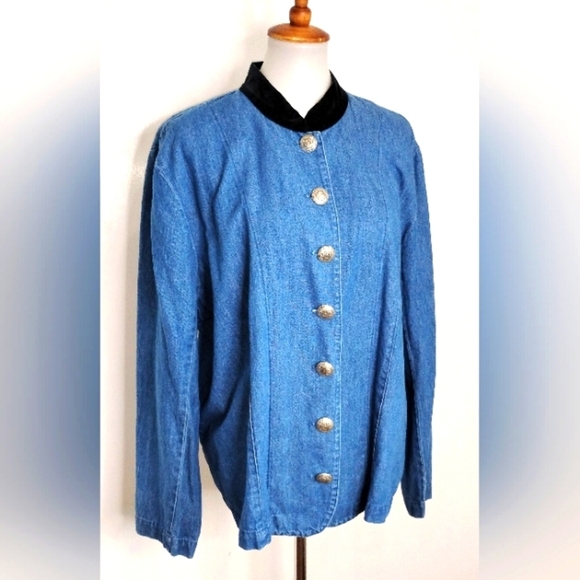 LIGHTWEIGHT DENIM JACKET - Picture 1 of 8